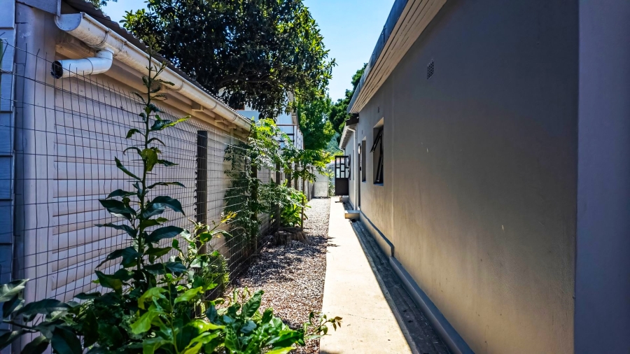 7 Bedroom Property for Sale in Knysna Central Western Cape